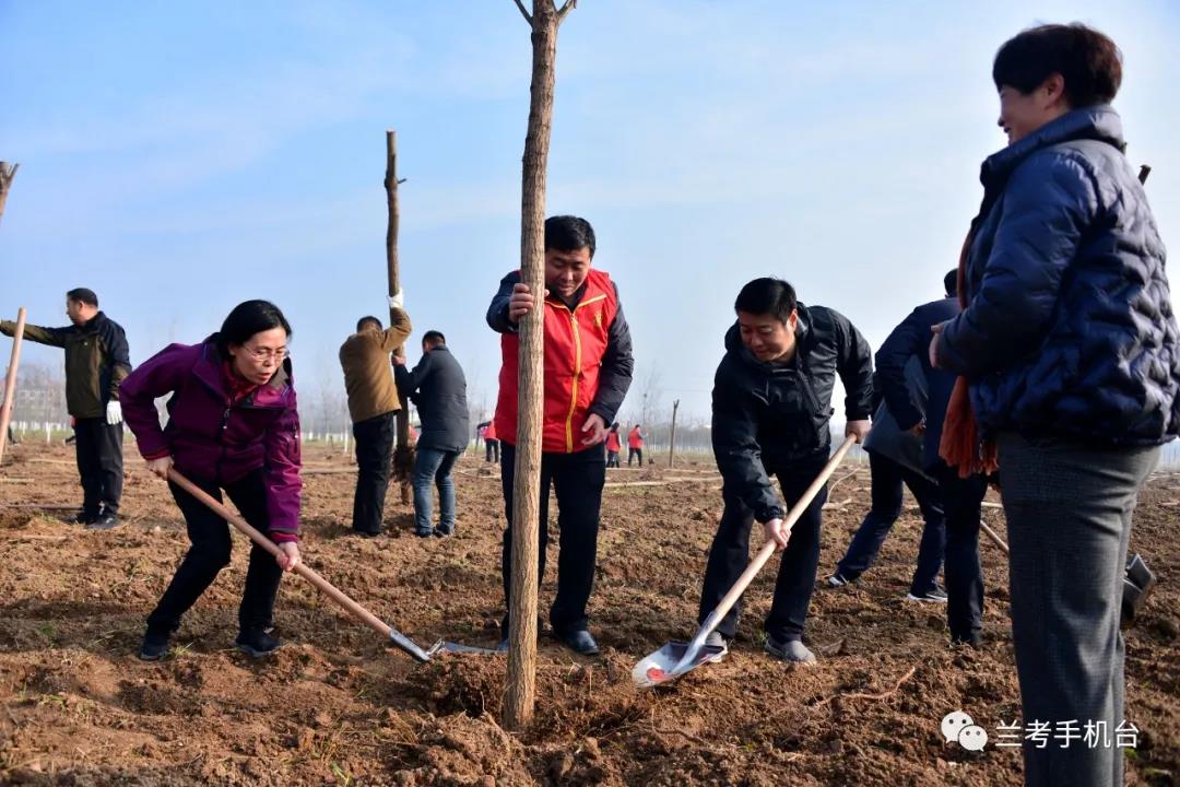 兰考县创建国家森林城市暨2020年冬季义务植树活动举行